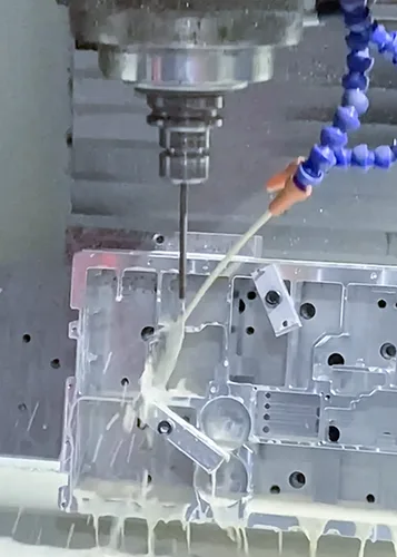 015 Precision CNC Machined Aluminum Multi-Cavity Structural Part 